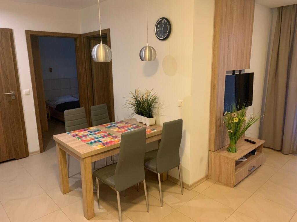 Apartamenty Marina ยาสต์เชอเบีย กูรา ภายนอก รูปภาพ